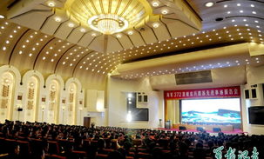 372潜艇断崖处险,揭秘深海惊魂瞬间